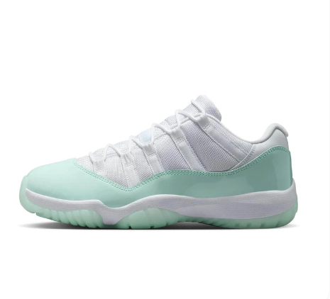 Air Jordan 11 Retro Low 'Igloo' (Women's)