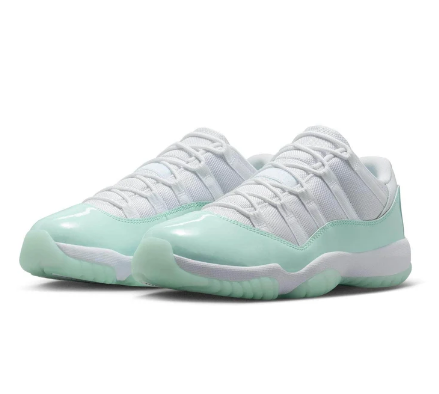 Air Jordan 11 Retro Low 'Igloo' (Women's)