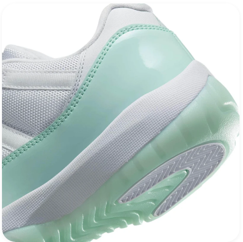 Air Jordan 11 Retro Low 'Igloo' (Women's)